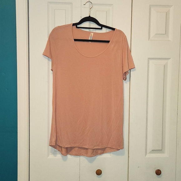 LulaRoe Irma - Picture 1 of 3